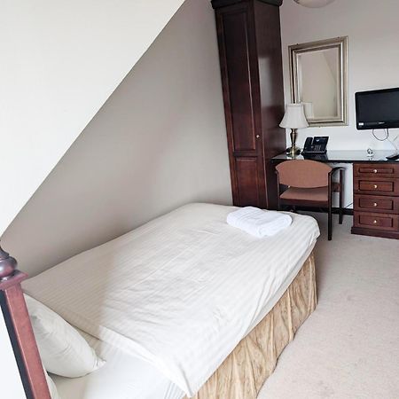 Strathburn Hotel Inverurie By Compass Hospitality Екстер'єр фото