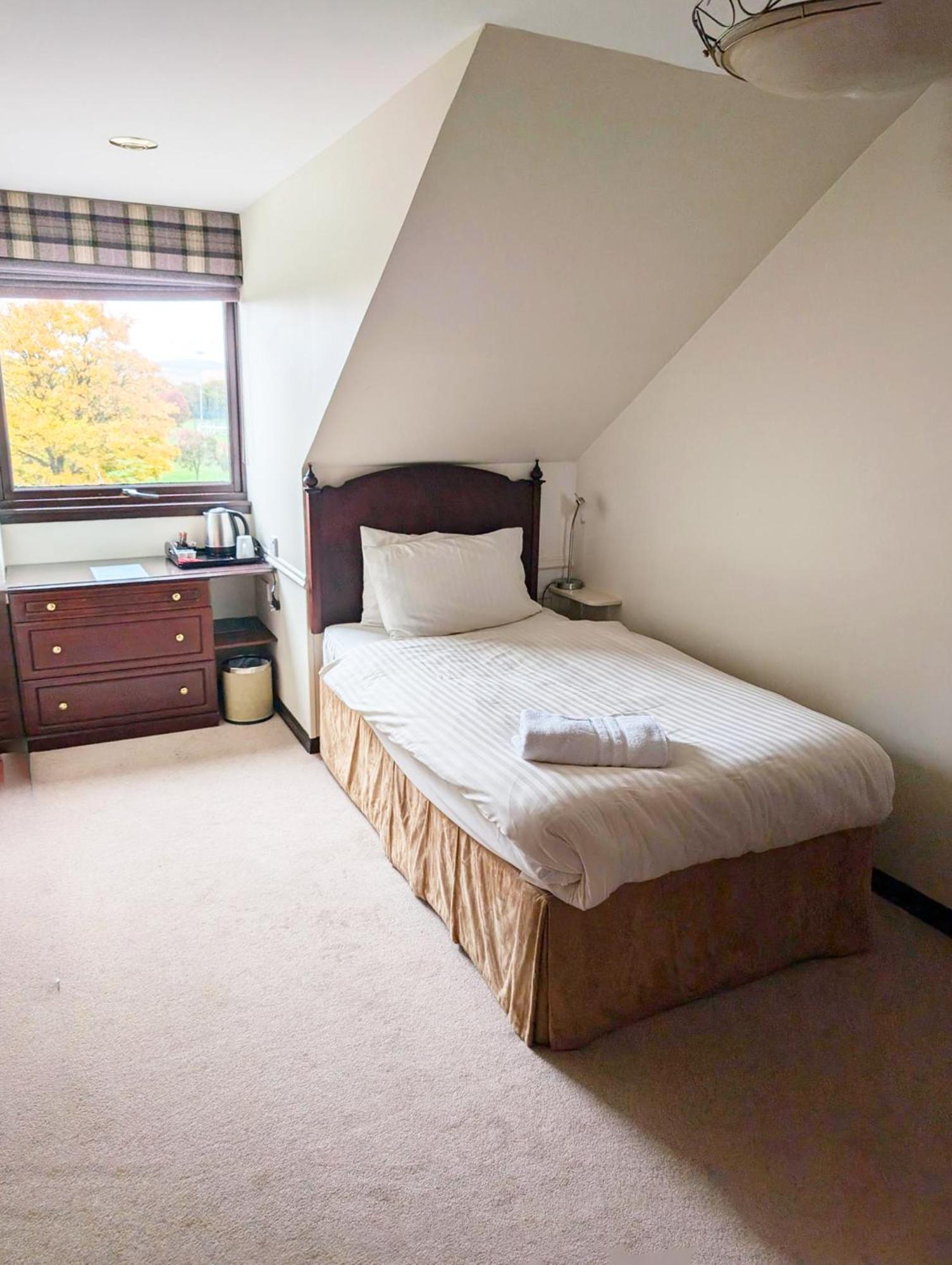 Strathburn Hotel Inverurie By Compass Hospitality Екстер'єр фото