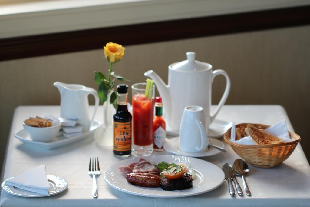 Strathburn Hotel Inverurie By Compass Hospitality Екстер'єр фото