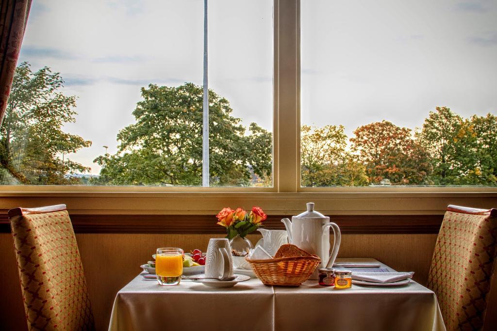Strathburn Hotel Inverurie By Compass Hospitality Екстер'єр фото