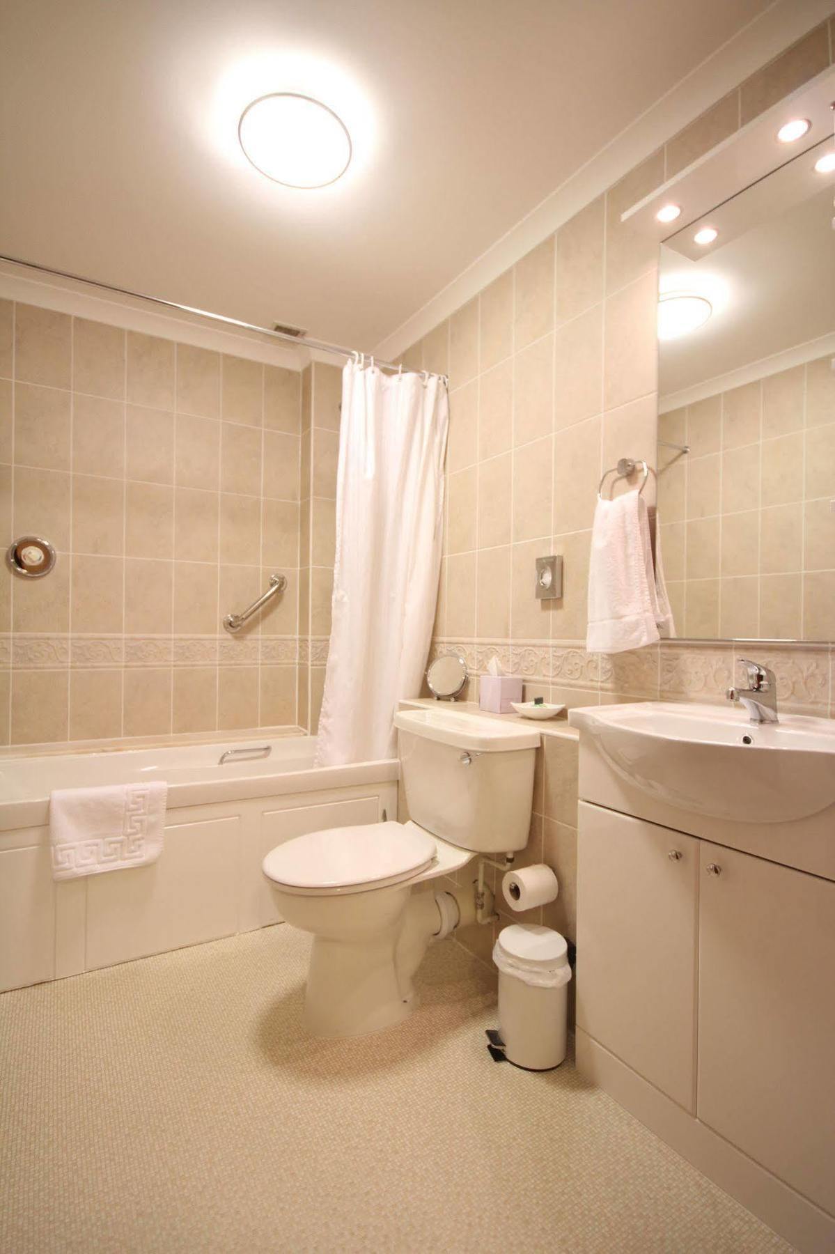 Strathburn Hotel Inverurie By Compass Hospitality Екстер'єр фото